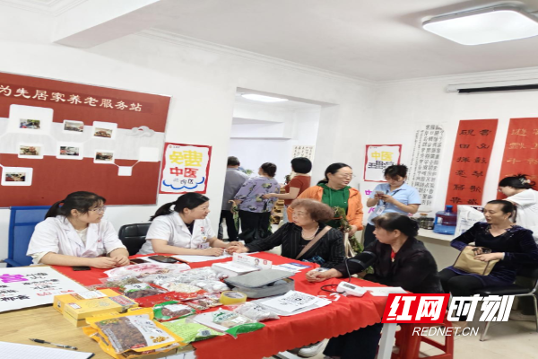 谷医堂惨疾病预防义诊现场.png