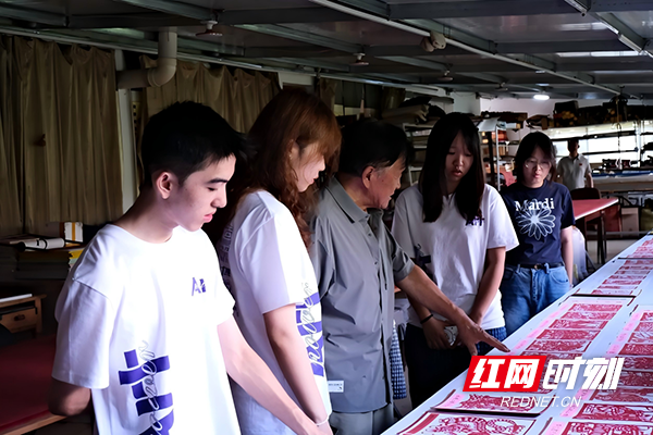 WPS图片(1).png WPS图片(1).png