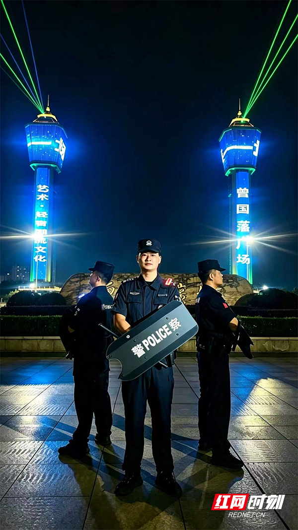 坚守。