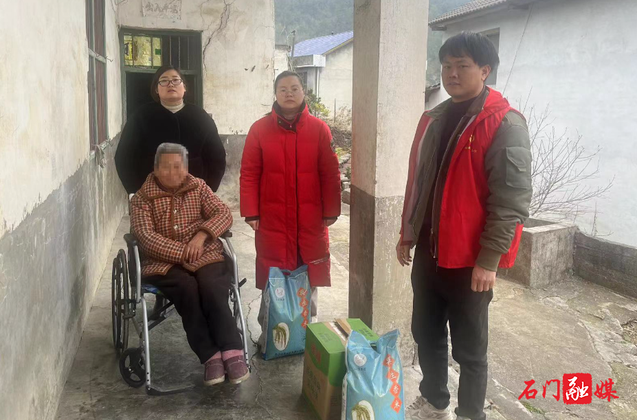 新铺镇:情系特扶家庭 走访温暖人心1.jpg 新铺镇:情系特扶家庭 走访温暖人心1.jpg