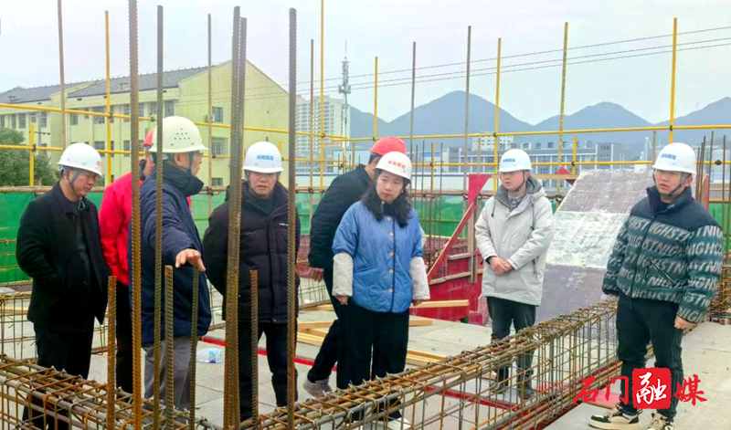 石门县住建局开展节后复工大检查1.jpg