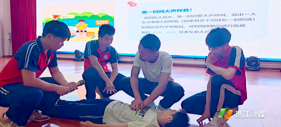 怀化市文武职业技术学校1.png