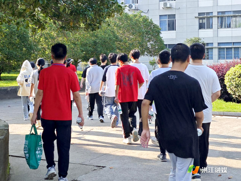 市职业中专学校1.png