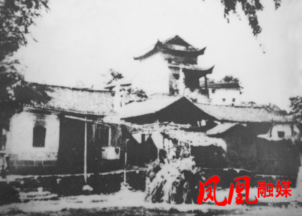 50年代西门城楼-作者不详.jpg