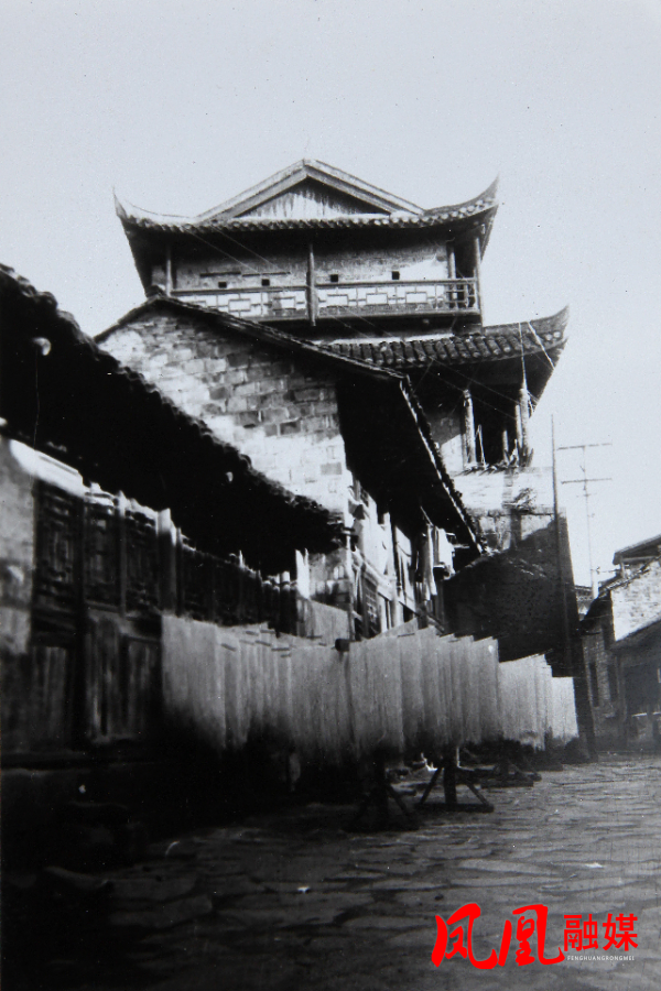 1988年北门内景-邱云生.JPG