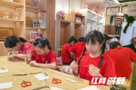 麓山国际第二实验小学 巧手绘就匠心