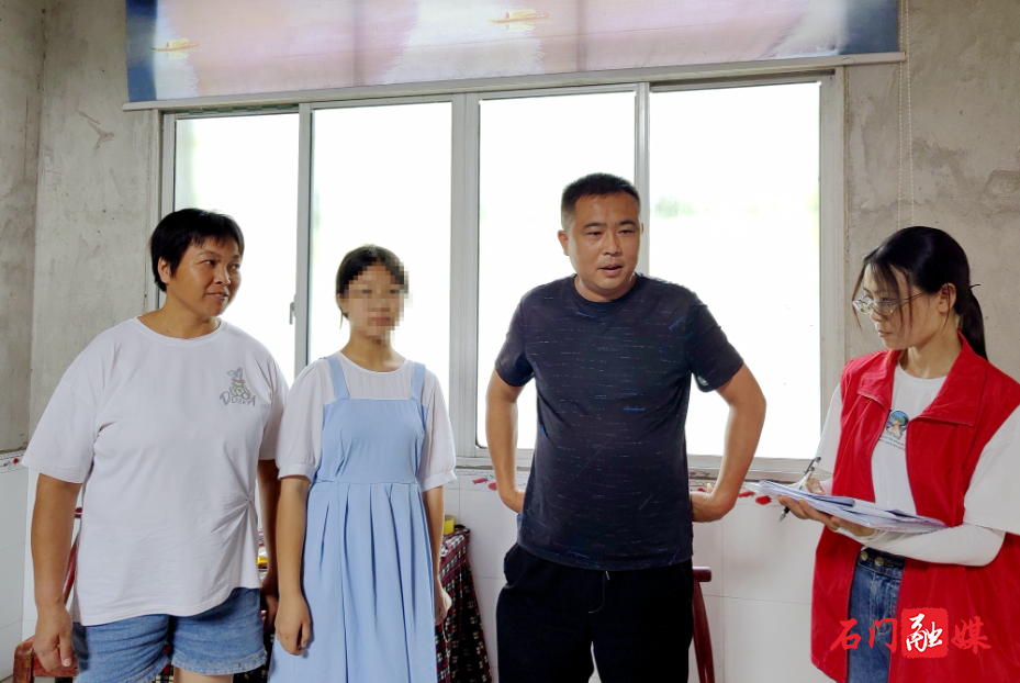 石门县三圣乡：扬“利剑护蕾”之帆，护“未”成长之船1.jpg