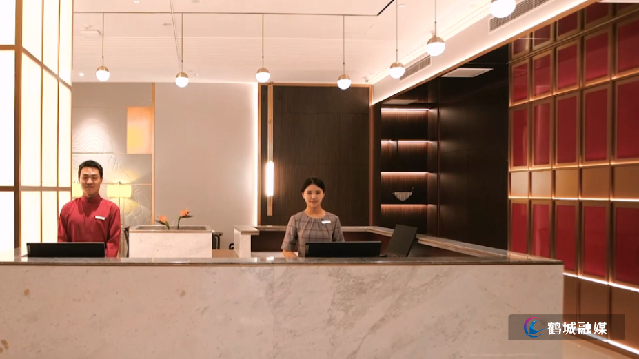 初编 华泰酒店.mp4_000014.713.png