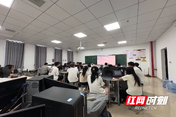 培训现场.JPG