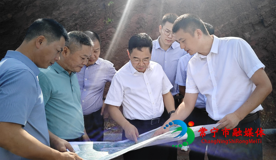书记2.jpg