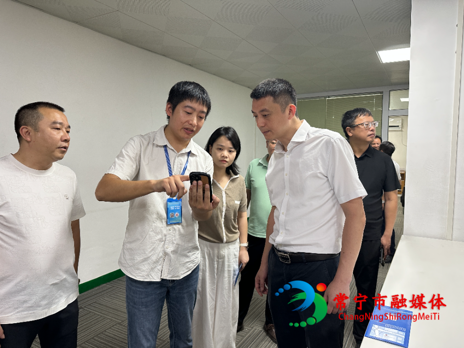 周俊调度招商引资项目现场工作暨“企业家日”活动.jpg