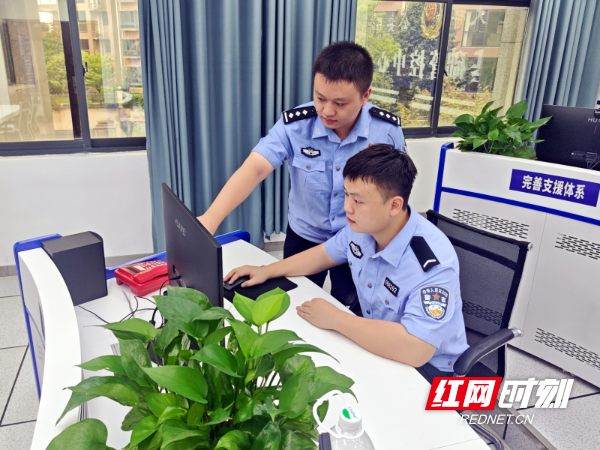 曾笛群_副本.jpg
