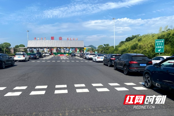 上午出站景区流量.jpg
