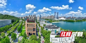 湘江之畔，一场“尖子生”的高端对话
