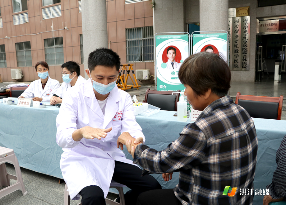 9月23日，2025年湖南省“科技潇湘行”系列科普活动在杂交水稻发源地洪江市安江镇启动2.png