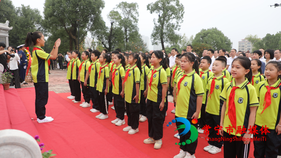 微信图片_20250930165001_618_4.jpg 微信图片_20250930165001_618_4.jpg