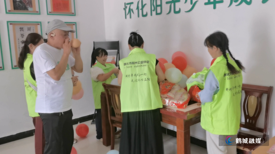 初编  阳光公益生日会.mp4_000031.865.png