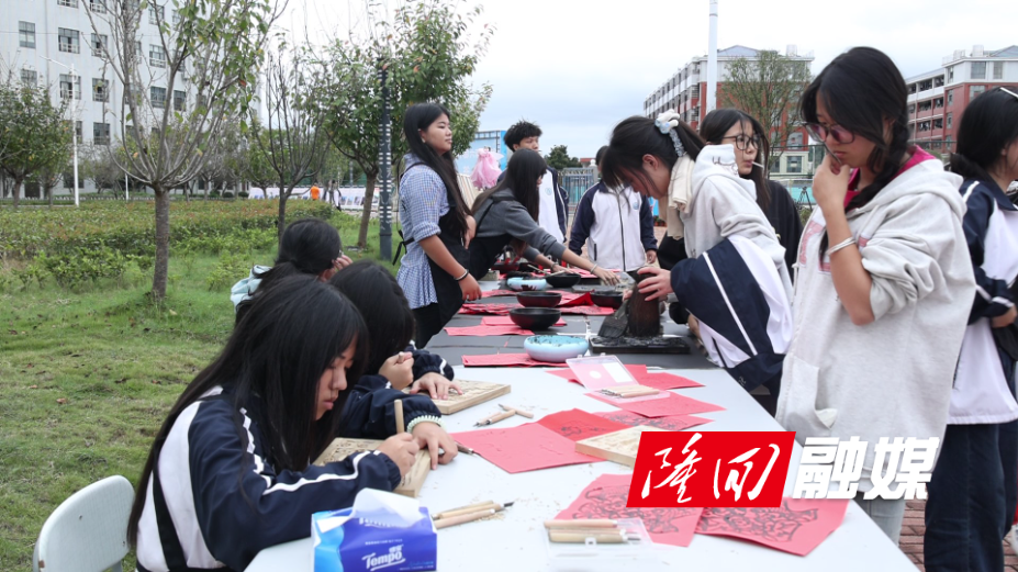 2B0A4418.jpg