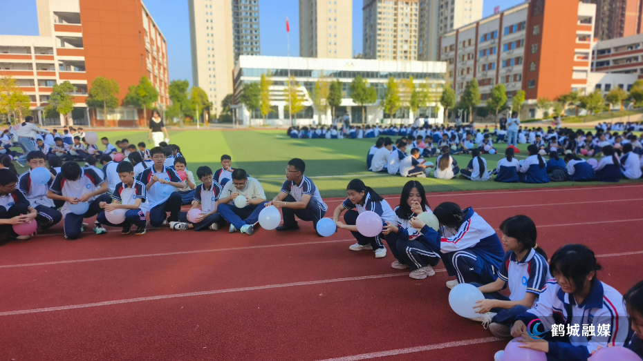 吹气球 (2).jpg