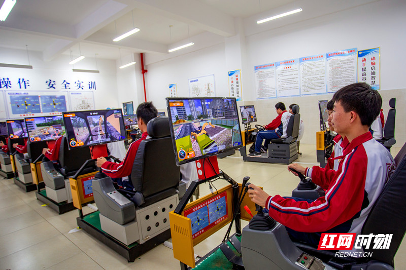 微信图片_20251021113324_副本_副本.jpg
