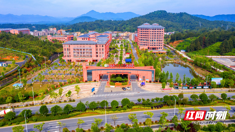 微信图片_20251021113216_副本_副本.jpg