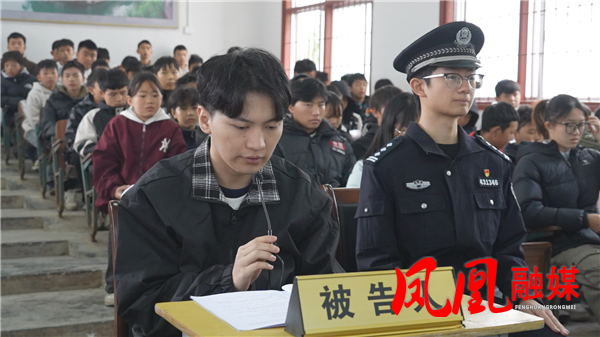 Still1028_00003.png Still1028_00003.png