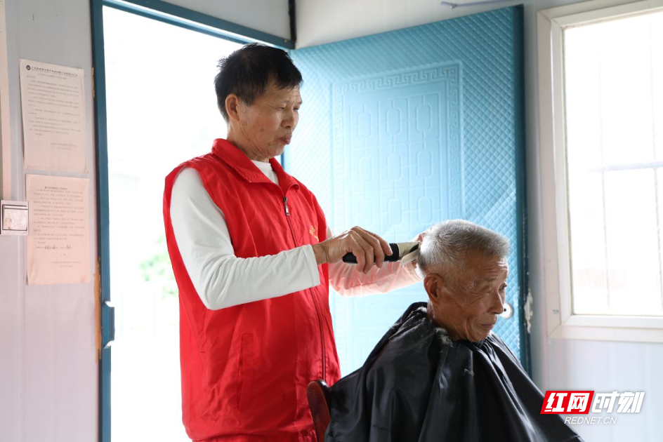 图片15.jpg 图片15.jpg