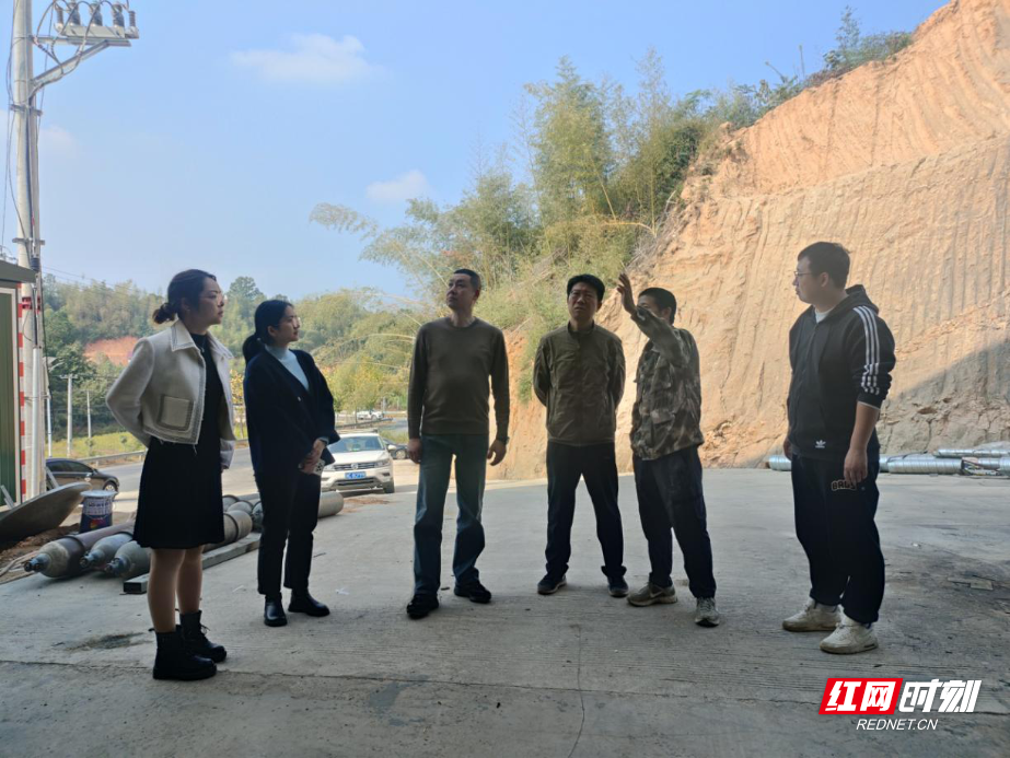 市优营商中心赴湘乡市月山镇开展走找想促“三听三问”暨“亲商汇·周五‘潭’”活动.png 市优营商中心赴湘乡市月山镇开展走找想促“三听三问”暨“亲商汇·周五‘潭’”活动.png