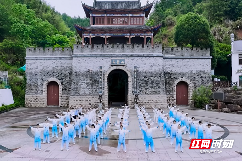 健身.jpg 健身.jpg