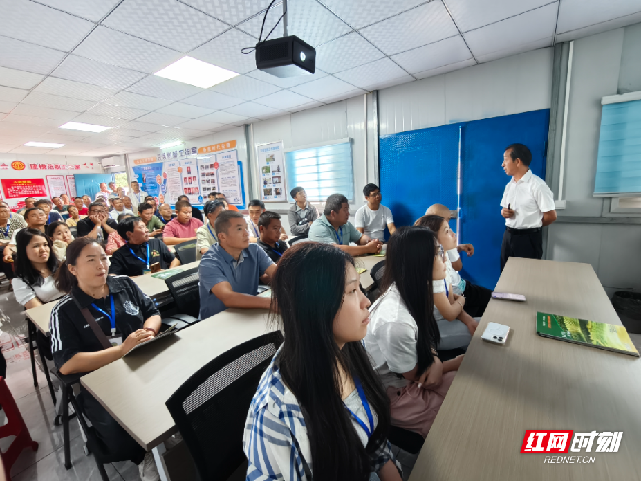 微信图片_20251030110840.jpg 微信图片_20251030110840.jpg