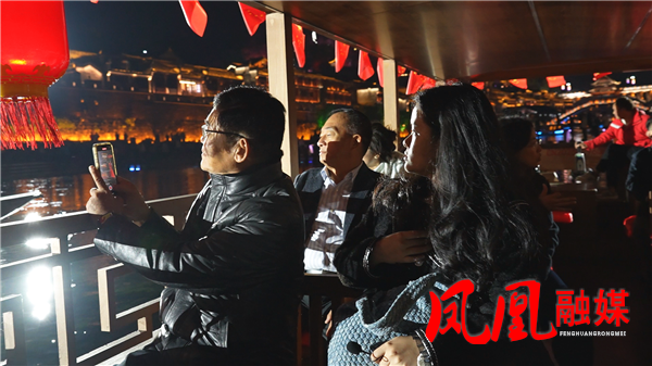 Still1031_00013.png Still1031_00013.png