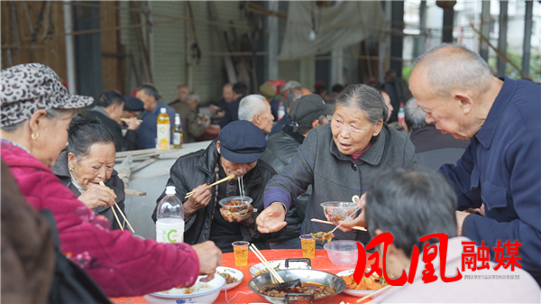 Still1031_00017.png Still1031_00017.png