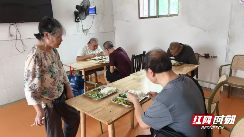 694bd7327492ba6d3ce325ad6604390f.jpg 694bd7327492ba6d3ce325ad6604390f.jpg