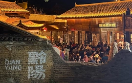 宝藏小城觅烟火