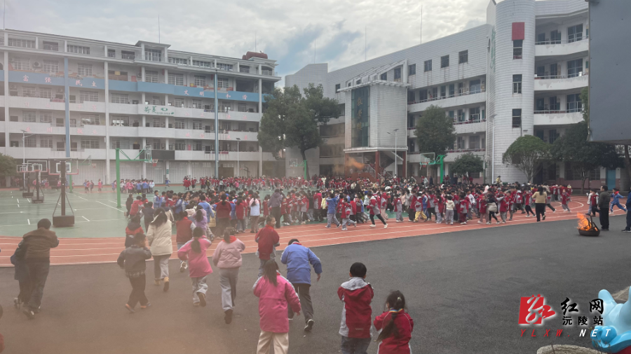 微信图片_20251118103331_2842_58.jpg 微信图片_20251118103331_2842_58.jpg