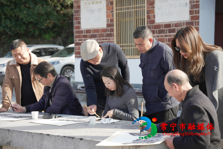 常宁市文联组织开展采风创作惠民活动 (2)_看图王.jpg