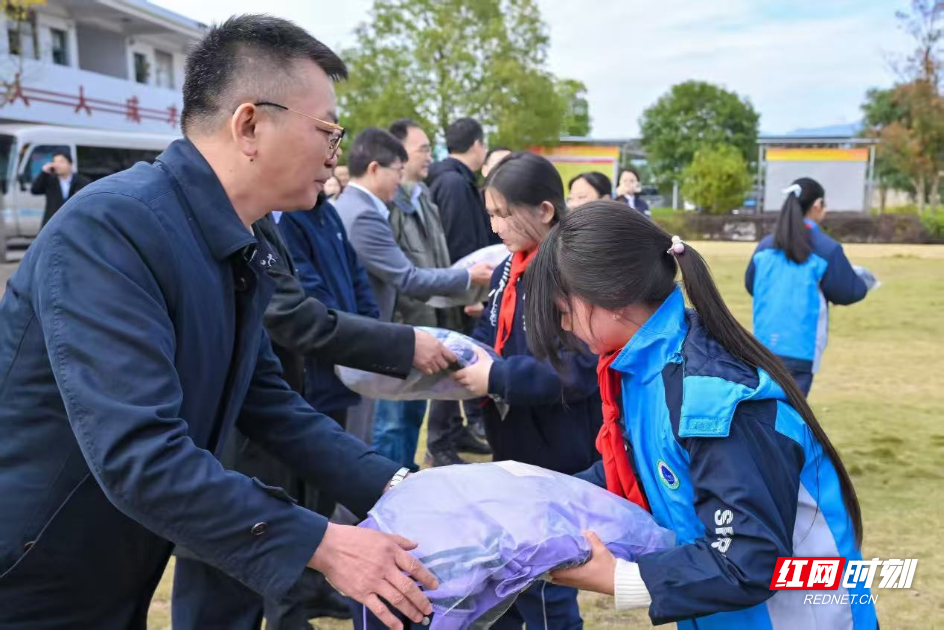 ef194aa7e31783871ac8b65e9dd581c1.jpg ef194aa7e31783871ac8b65e9dd581c1.jpg