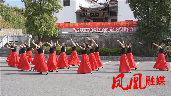 Still1124_00006.png Still1124_00006.png