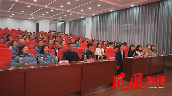 Still1128_00014.png Still1128_00014.png