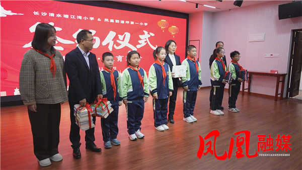 Still1128_00016.png Still1128_00016.png