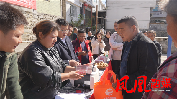 Still1128_00030.png Still1128_00030.png