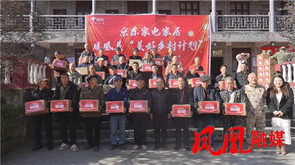 Still1129_00004.png Still1129_00004.png