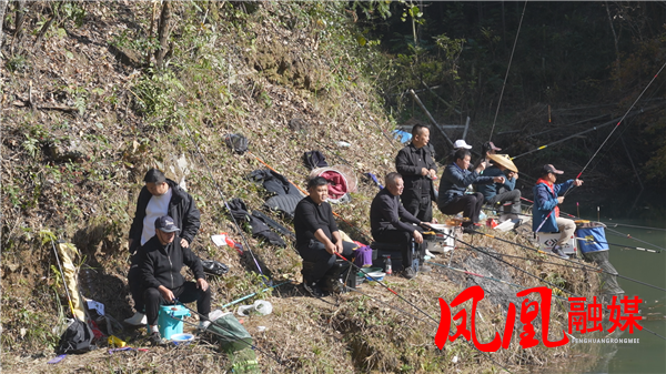 Still1129_00011.png Still1129_00011.png