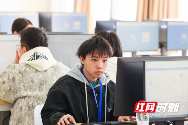 图片4.png 图片4.png