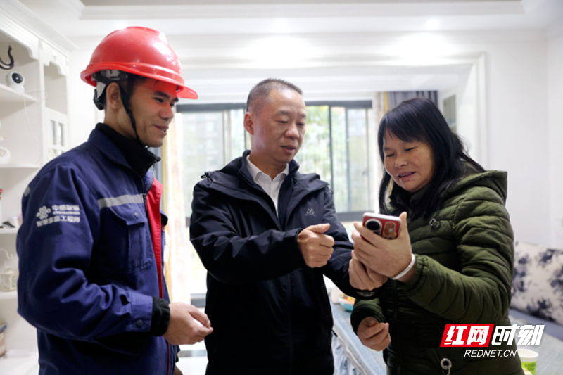 DE2A1714_副本.jpg DE2A1714_副本.jpg