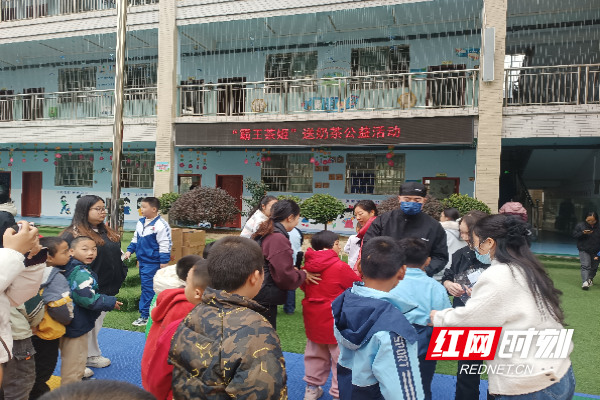 图片2.png 图片2.png