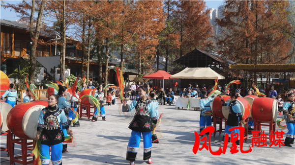 Still1208_00006.png Still1208_00006.png