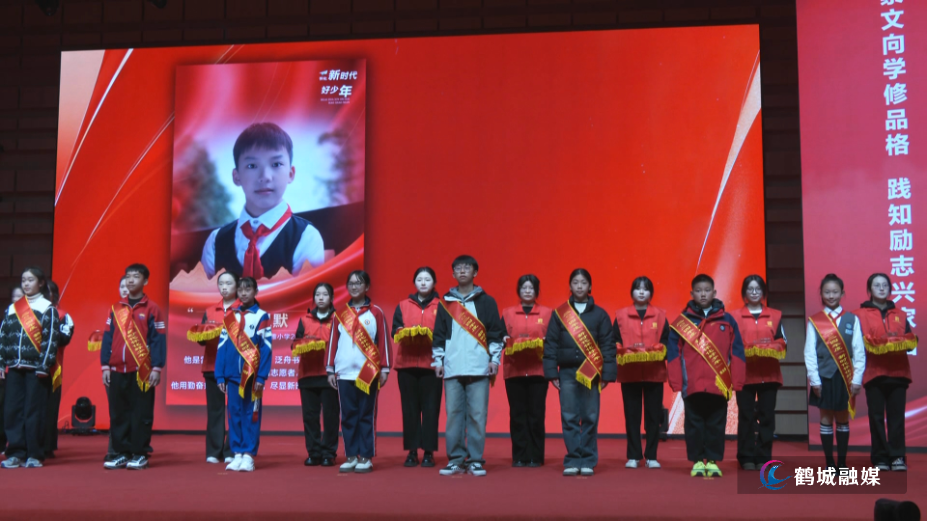 初编 道德发布.mpg_000015.311.png 初编 道德发布.mpg_000015.311.png