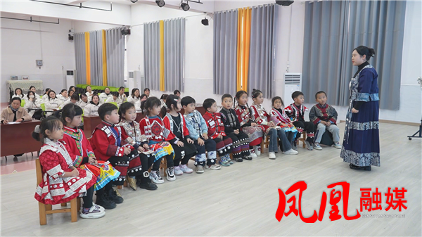 Still1211_00006.png Still1211_00006.png