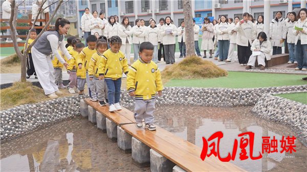 Still1211_00010.png Still1211_00010.png